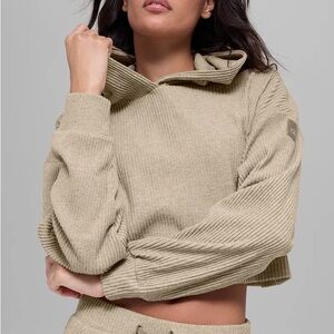 ALO Yoga Muse Hoodie in Gravel Heather